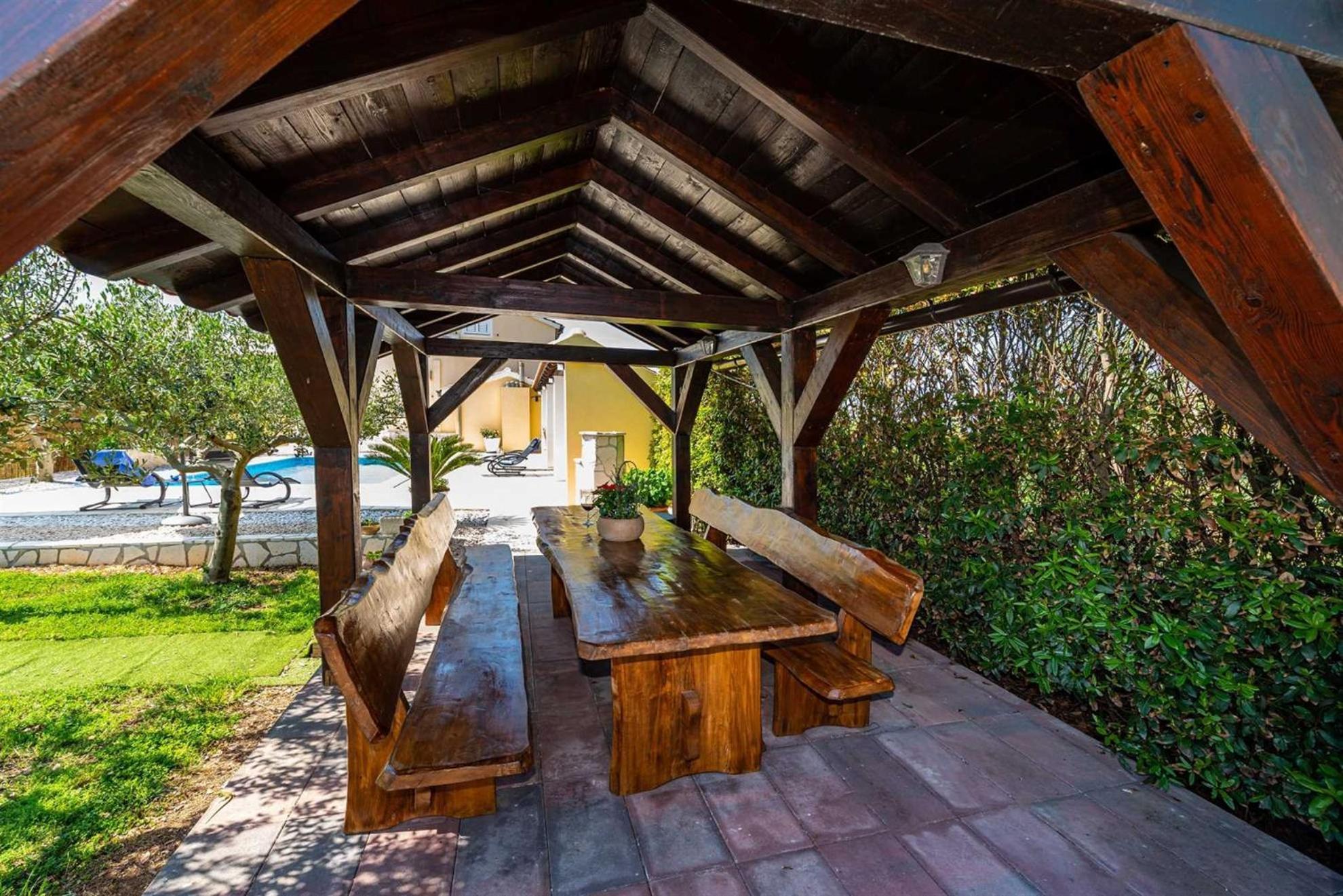Apartment House Simoni With Pool, Zadar County Privlaka  Exterior photo